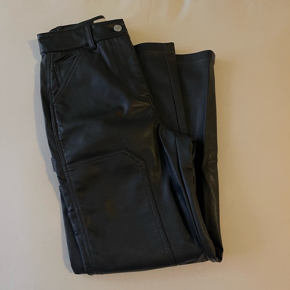 Wilfred Brennan Pants - vegan leather - Picture 3 of 9